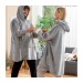 Pătură-hanorac cu glugă – Huggle Hoodie